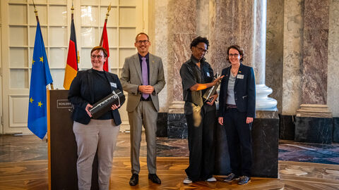 Preisverleihung: Hessischer Preis für Lesbische Sichtbarkeit