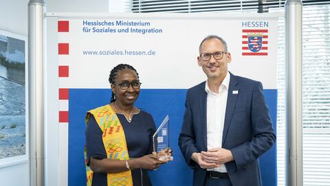 v.l.n.r. Dr. Mariame Racine Sow und Kai Klose Dr. Mariame Racine Sow und Kai Klose