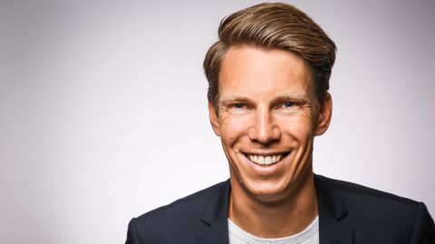 Portraitfoto Matthias Schmidt