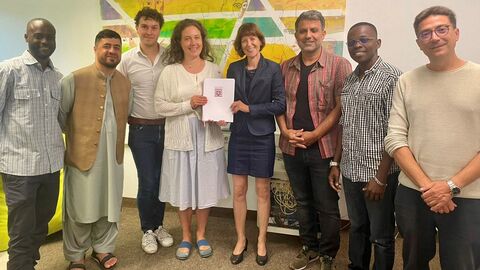 Ministerin Heike Hofmann, Bescheidübergabe, Verein binationale Familien