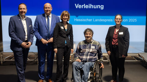 v.l. IHK Bereichsleiter Herr Dr. Fölsch, stellv. Vositzender IHK Hersfeld-Rotenburg Herr Pfaff, Sozialministerin Heike Fomann, LBB Andreas Winkel und IHK Fachberaterin Frau Franz