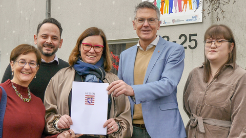 Übergabe des Förderbescheids an Bürgermeister Christian Somogyi