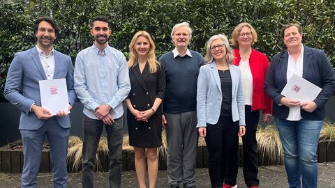 Übergabe des Förderbescheids